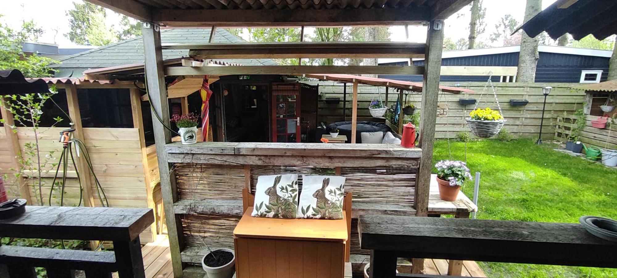 "Tempat Senang" Chalet On The Beautiful Veluwe With Airco Sauna Bbq Jacuzzi Beamer And Dog Putten Exterior photo